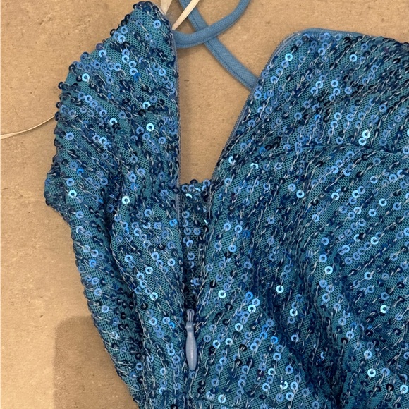 Hello Molly Sequin Midi Dress | 4 - Picture 9 of 12